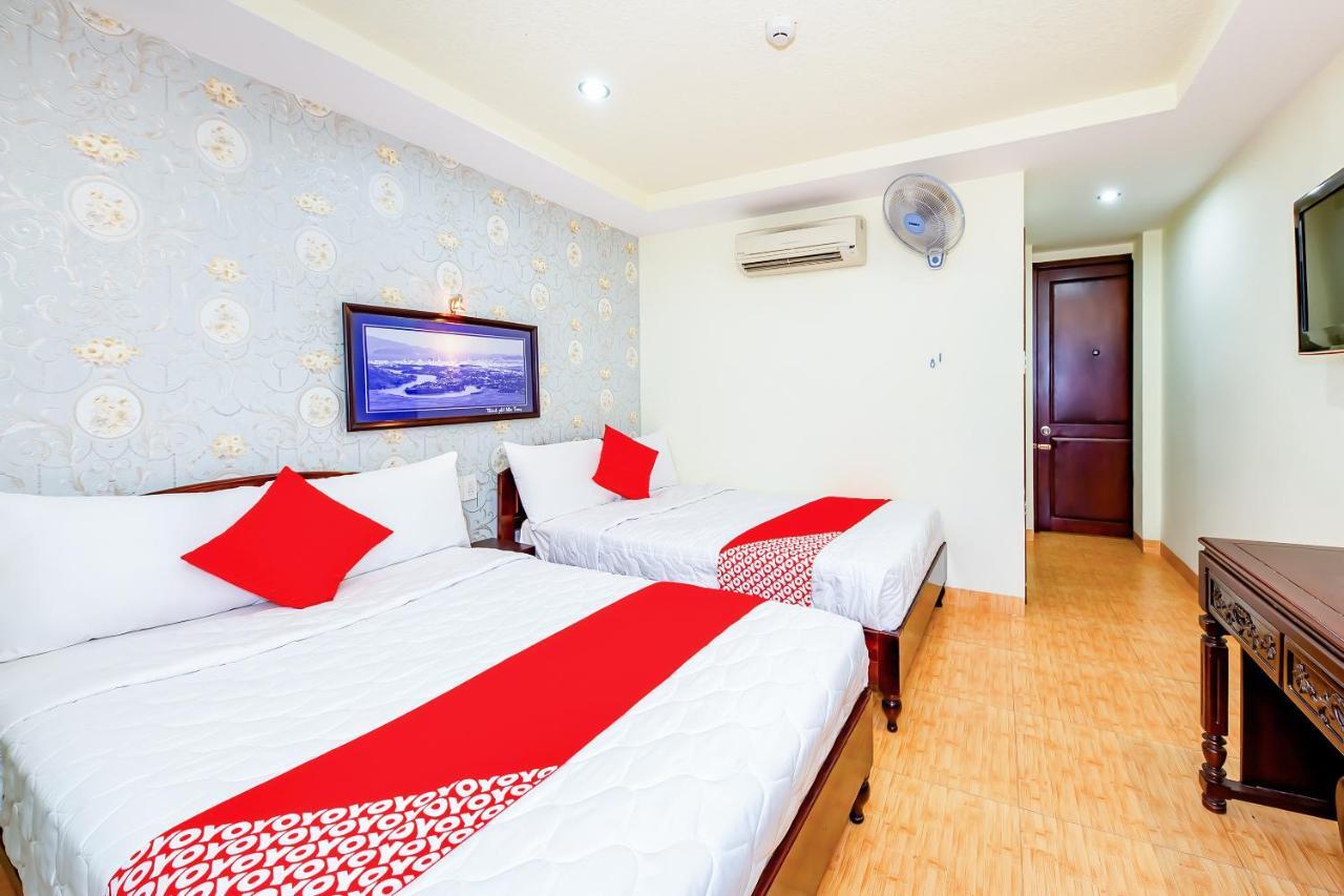 Oyo 243 Eden Hotel На Транг Екстериор снимка
